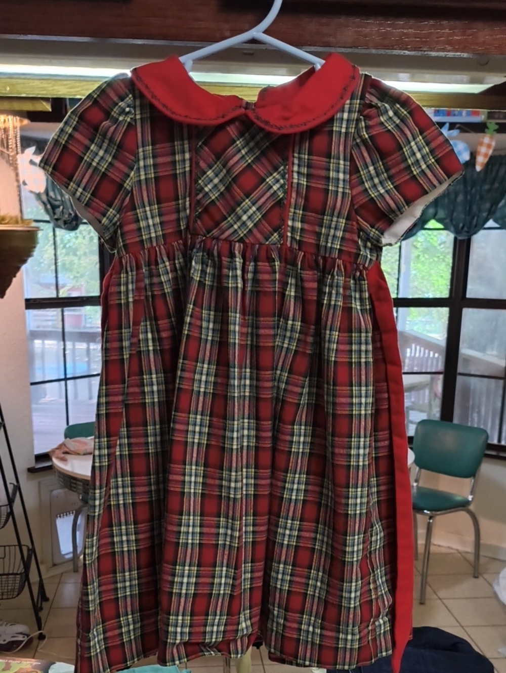 Girls' Red Plaid Holiday Dress with Peter Pan Collar Sz 2